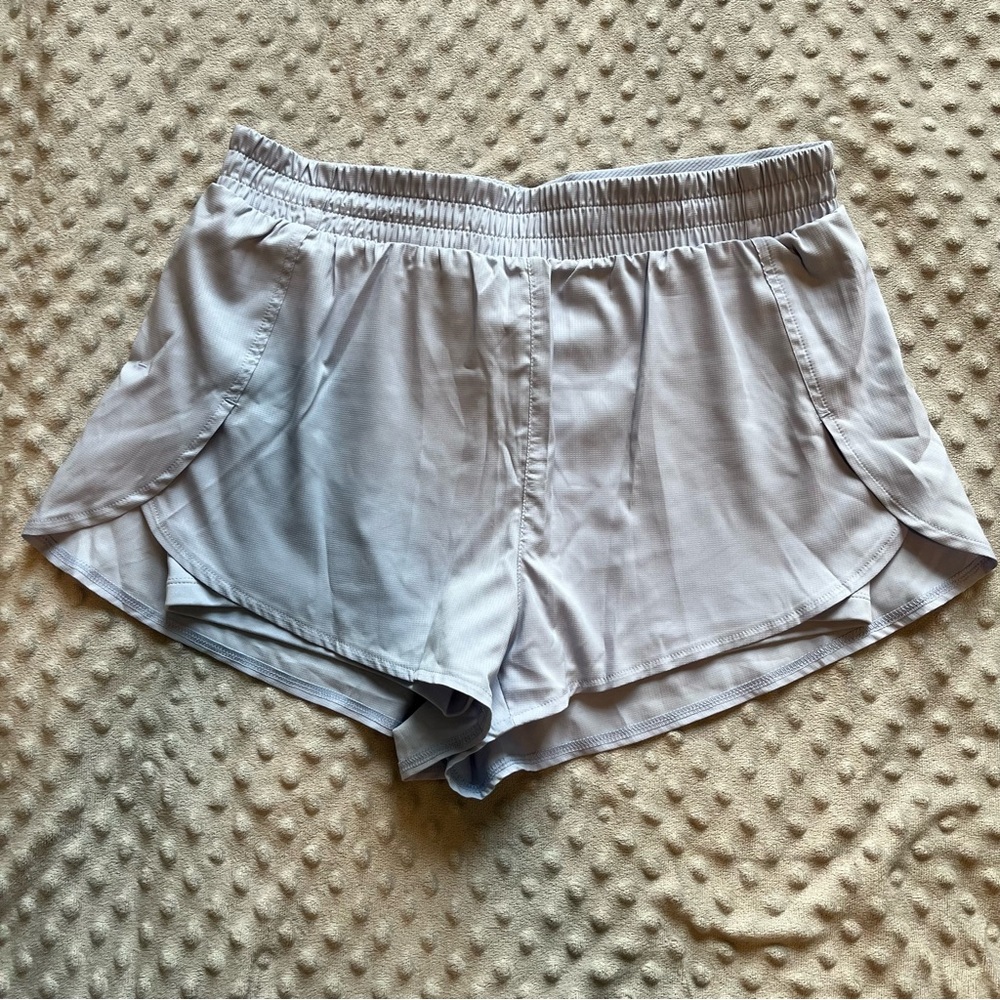 girlfriend collective Trail shorts in Droplet